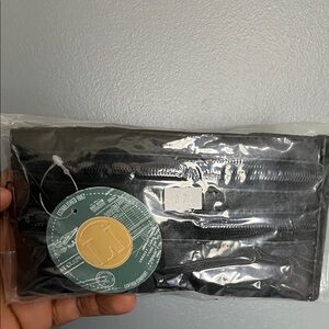 Leather Company Black Leather Zippered Fanny Pack